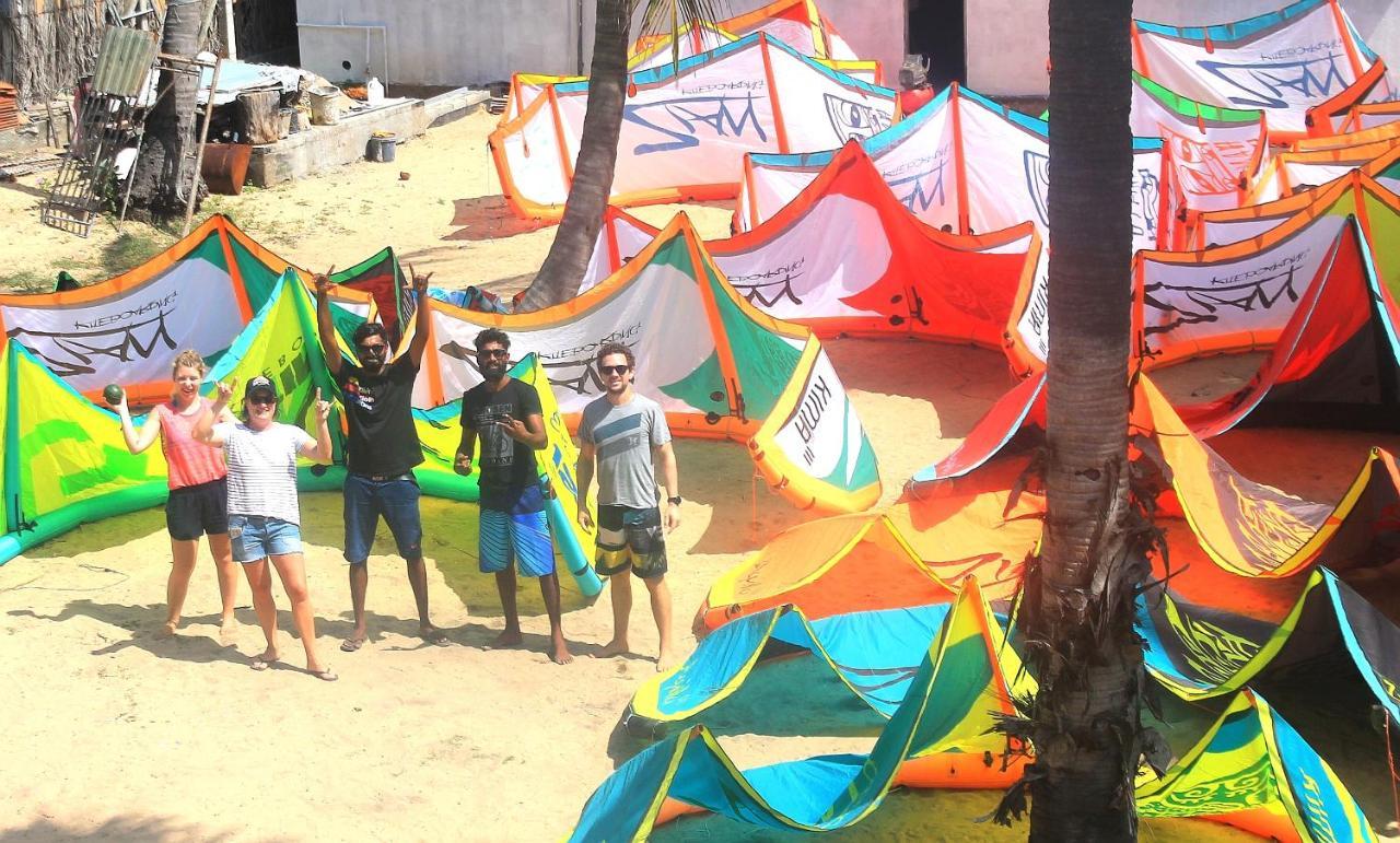 Red Coral Kitesurfing Resort 칼피티야 외부 사진